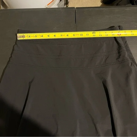 Athleta Black A Line School Day Skort Skirt Women’s Size 10 - Picture 8 of 10